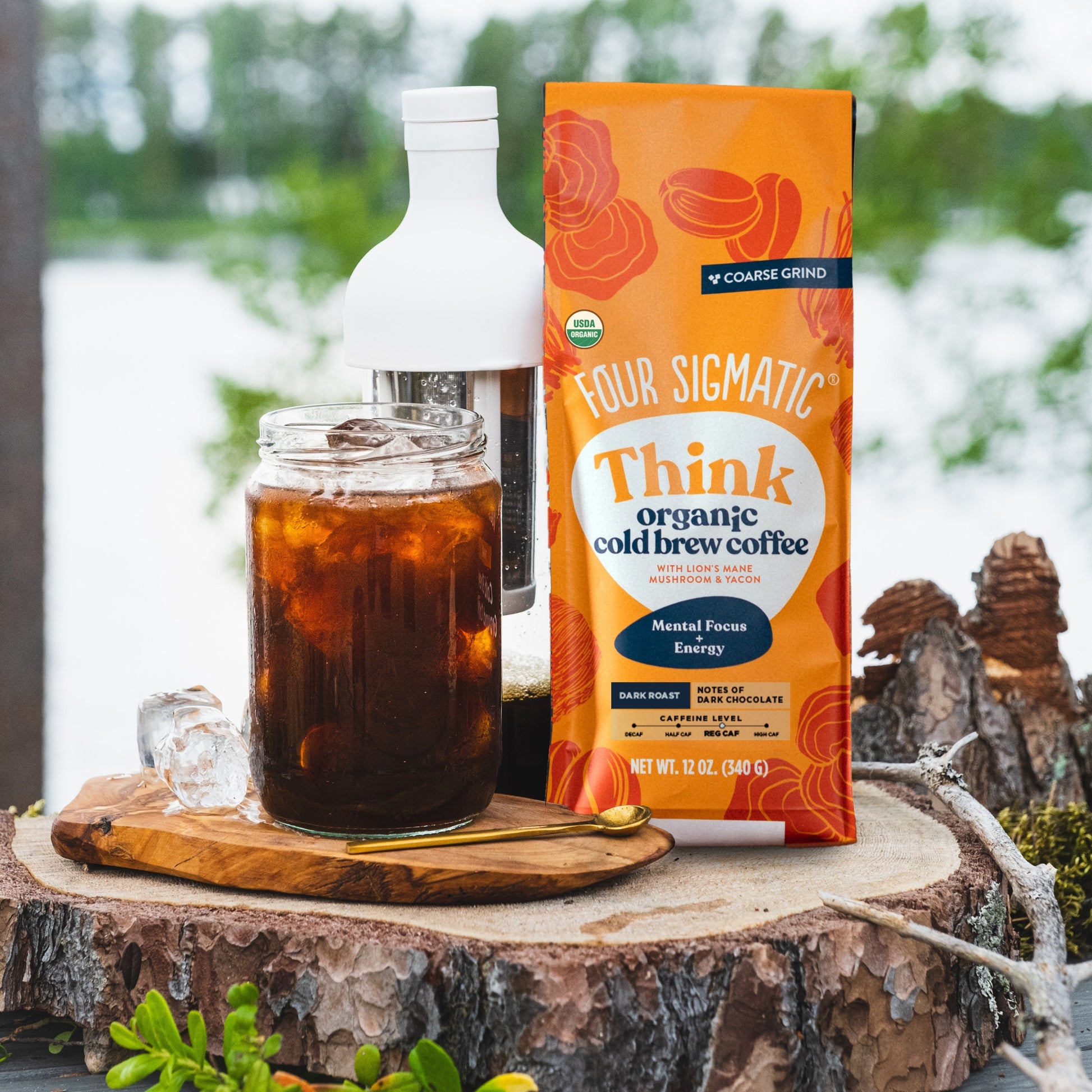 cold-brew-bottle-i4 Cold_Brew_Lifestyle_Photos_Outdoor_2024.jpg